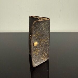 Louis Vuitton Brown Monogram 4-Key Holder